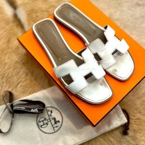 Hermes H Oran White Sandals flats slides shoes box ribbon dust bag